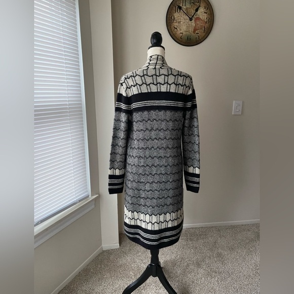 Max Sport Aztec Print Open front Cardigan Pockets Sz Small Classy Long Cardigan - Picture 8 of 8
